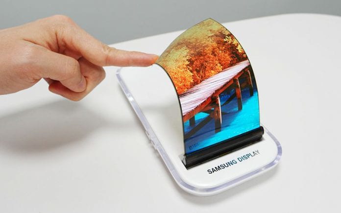 Samsung Foldable OLED Screen Concept